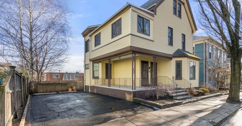 49 Tennyson St, Somerville, MA